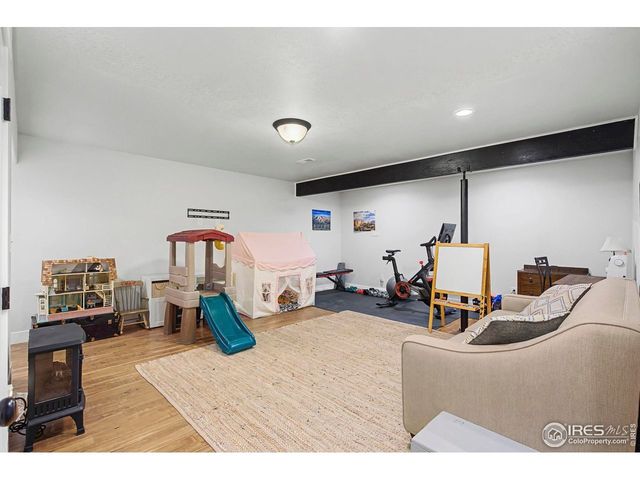 909 Campfire Dr, Fort Collins, CO 80524