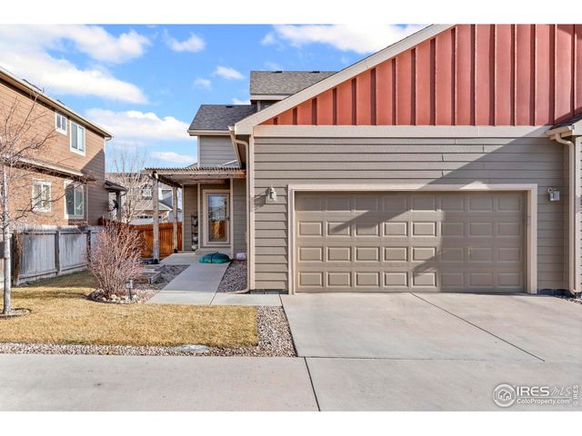 909 Campfire Dr, Fort Collins, CO 80524