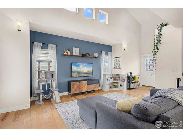 909 Campfire Dr, Fort Collins, CO 80524