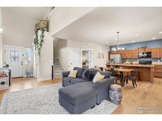 909 Campfire Dr, Fort Collins, CO 80524