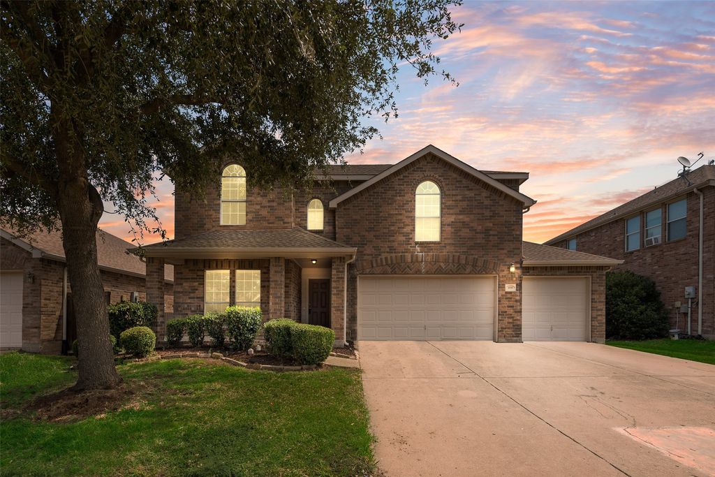 1010 Trickham Drive, Forney, TX 75126
