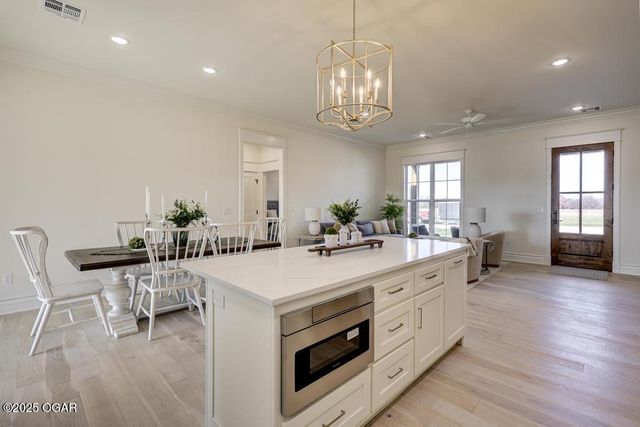 518 River Birch Circle, Galena, KS 66739