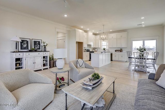 518 River Birch Circle, Galena, KS 66739