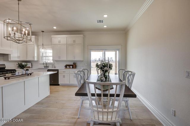 518 River Birch Circle, Galena, KS 66739