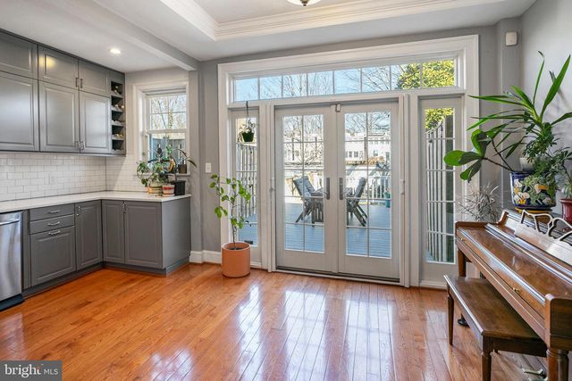 427 INGRAHAM ST NW, Washington, DC 20011