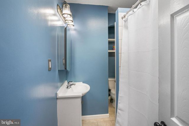 427 INGRAHAM ST NW, Washington, DC 20011