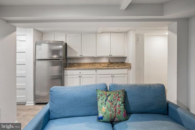 427 INGRAHAM ST NW, Washington, DC 20011