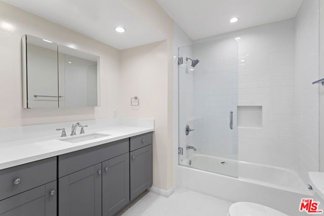 1028 S Bedford Street 7, Los Angeles, CA 90035
