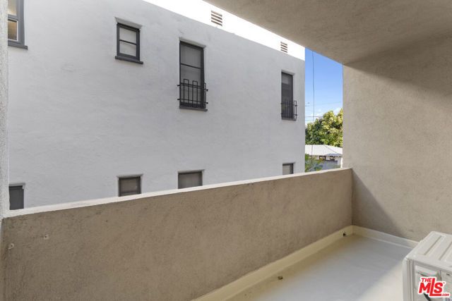 1028 S Bedford Street 7, Los Angeles, CA 90035