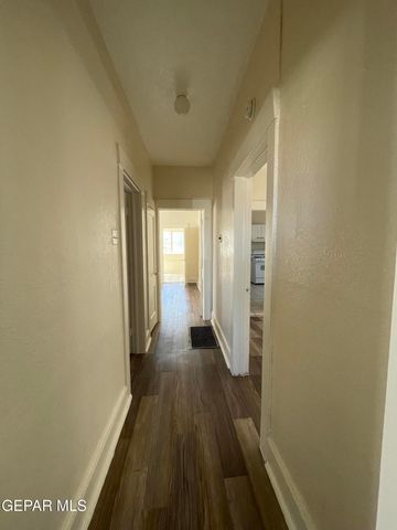 1518 LAWTON Drive, El Paso, TX 79902