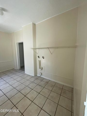 1518 LAWTON Drive, El Paso, TX 79902