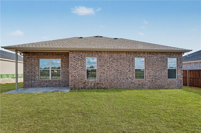 1806 Bugg Street, Pea Ridge, AR 72751