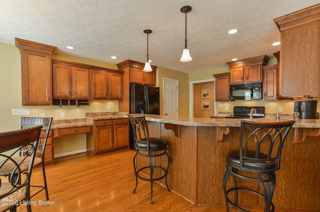 367 Arbor Green Way, Fisherville, KY 40023