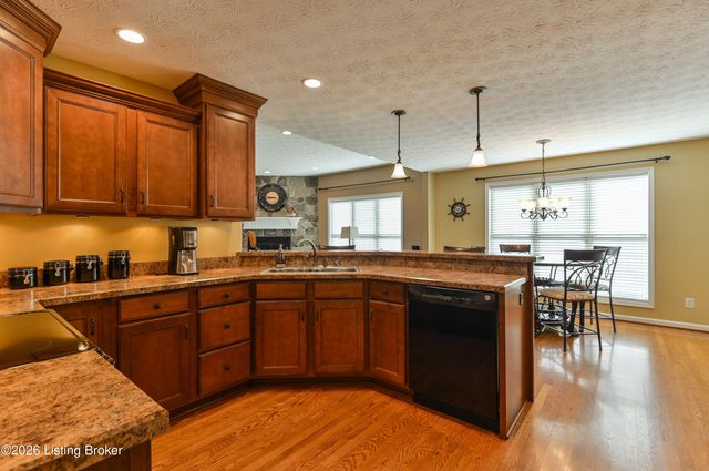 367 Arbor Green Way, Fisherville, KY 40023
