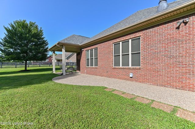367 Arbor Green Way, Fisherville, KY 40023