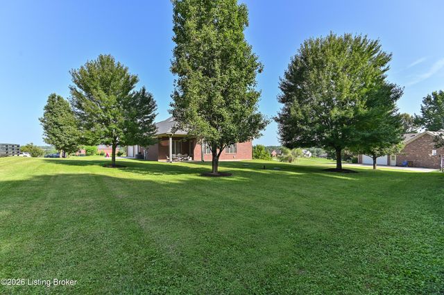 367 Arbor Green Way, Fisherville, KY 40023
