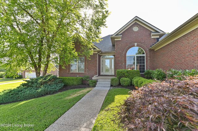 367 Arbor Green Way, Fisherville, KY 40023