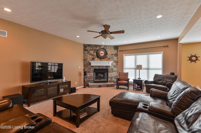 367 Arbor Green Way, Fisherville, KY 40023