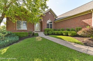 367 Arbor Green Way, Fisherville, KY 40023