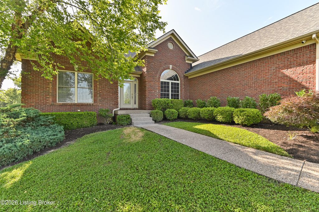 367 Arbor Green Way, Fisherville, KY 40023