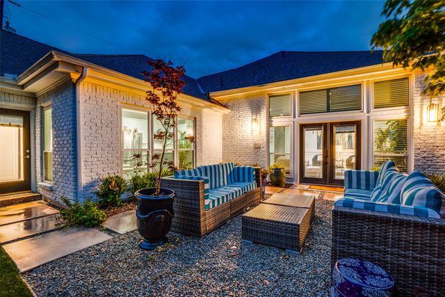 7220 Lavendale Circle, Dallas, TX 75230