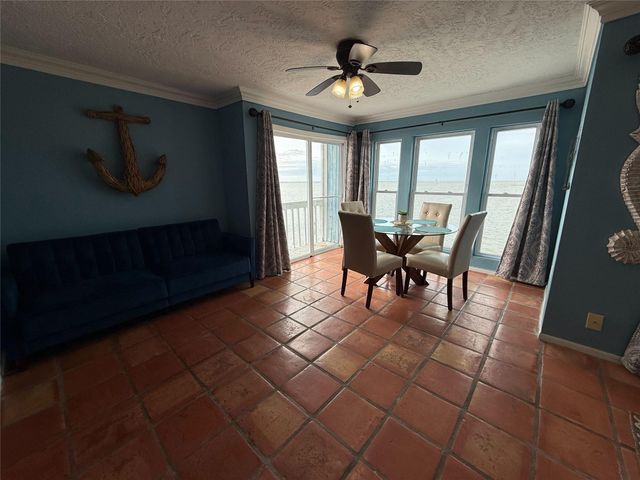 500 Tiki Drive 108C, Galveston, TX 77554