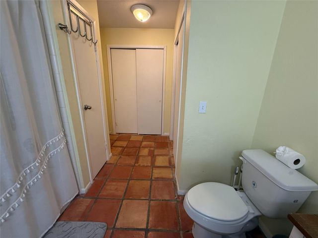 500 Tiki Drive 108C, Galveston, TX 77554