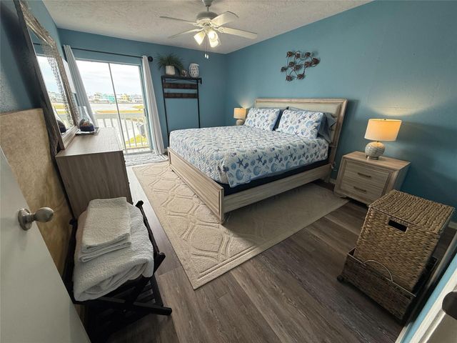 500 Tiki Drive 108C, Galveston, TX 77554