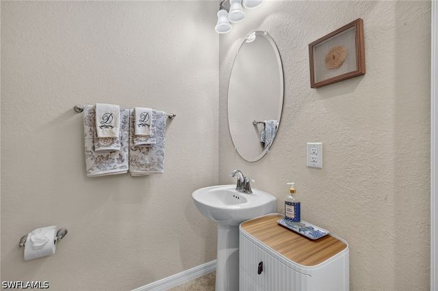 10200 Via Colomba CIR, Fort Myers, FL 33966