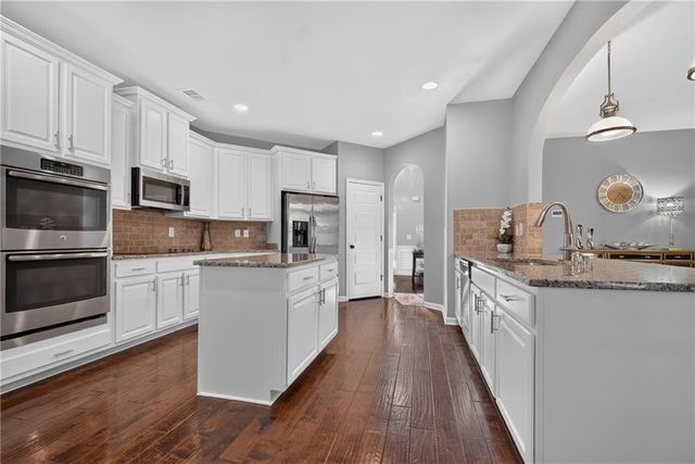 8742 Hamil Court, Douglasville, GA 30135