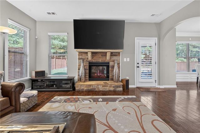 8742 Hamil Court, Douglasville, GA 30135
