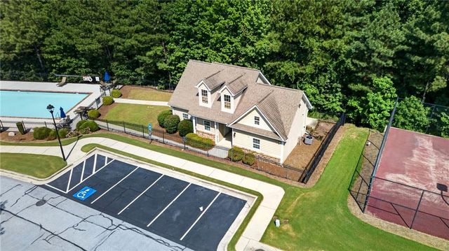 8742 Hamil Court, Douglasville, GA 30135