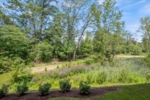 36 Old Louisquisset Pike 202, North Smithfield, RI 02896