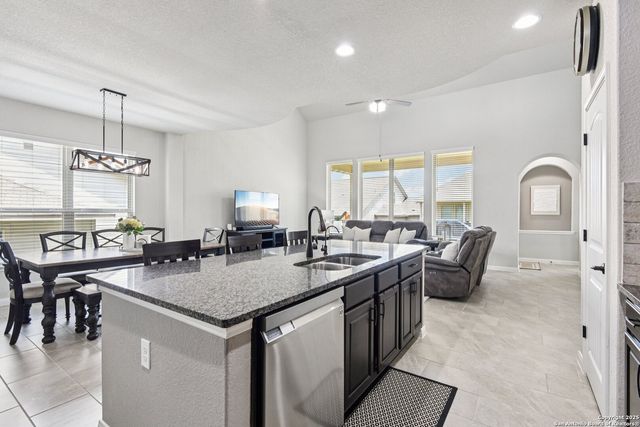 3632 Black Cloud, New Braunfels, TX 78130