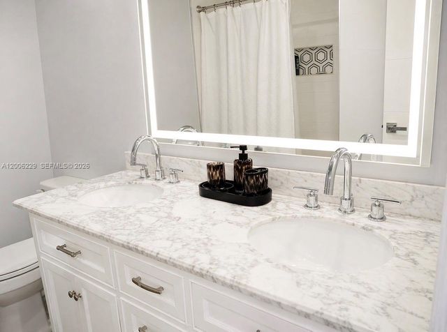8224 NW 9th Ct 3, Plantation, FL 33324