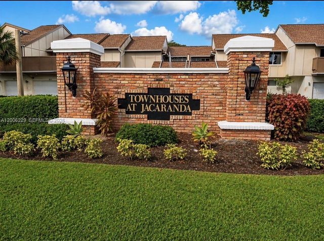 8224 NW 9th Ct 3, Plantation, FL 33324