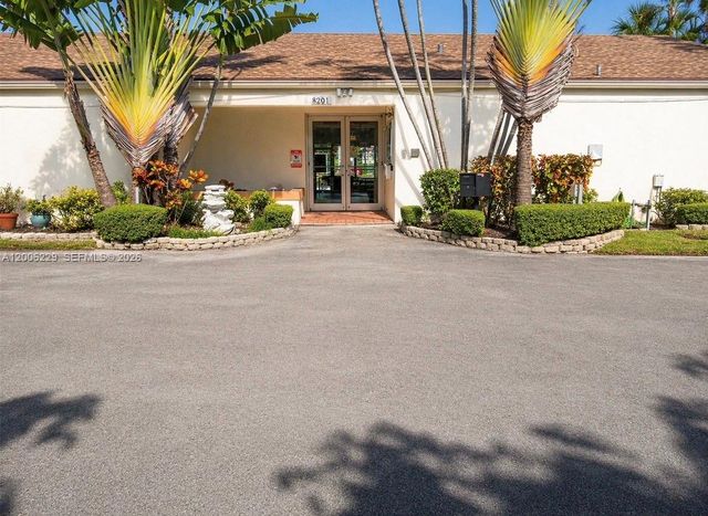8224 NW 9th Ct 3, Plantation, FL 33324