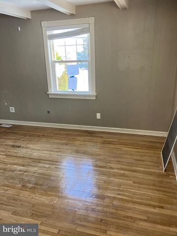 1820 HILLTOWN PIKE, Hilltown, PA 18927