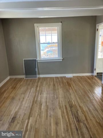 1820 HILLTOWN PIKE, Hilltown, PA 18927