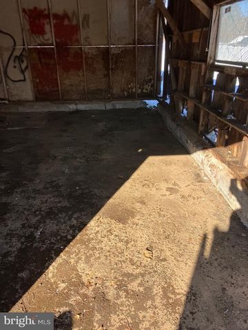 1820 HILLTOWN PIKE, Hilltown, PA 18927