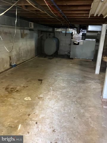 1820 HILLTOWN PIKE, Hilltown, PA 18927