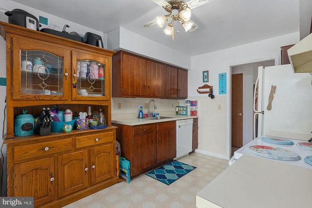 100 CHAPEL CT #108, Walkersville, MD 21793