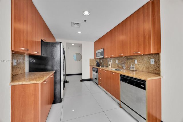 1395 Brickell Ave 3404, Miami, FL 33131