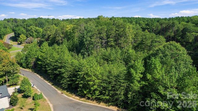1021 Hartshaw Court, Belmont, NC 28012