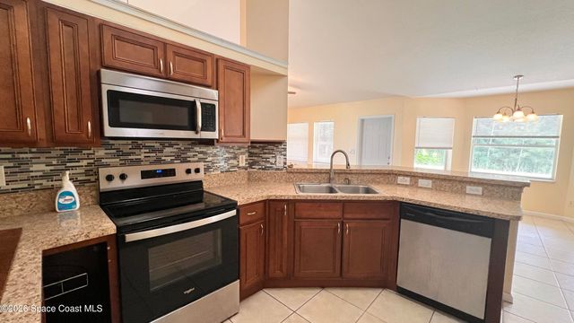 2681 Madden Avenue SW, Palm Bay, FL 32908