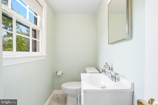 12131 DAVID DR, Silver Spring, MD 20904