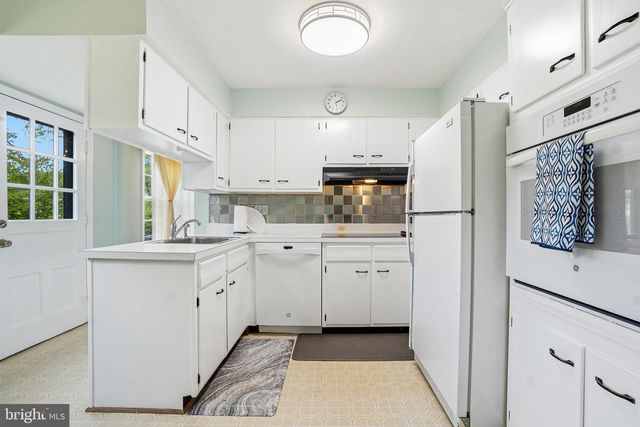 12131 DAVID DR, Silver Spring, MD 20904