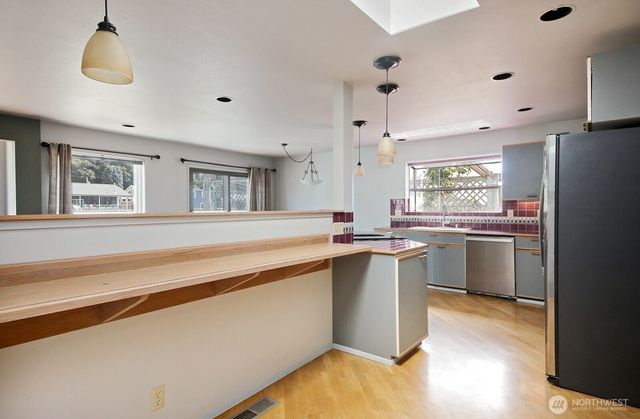 3705 Steelhead Drive, Greenbank, WA 98253