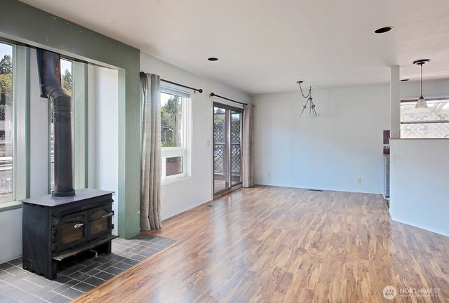 3705 Steelhead Drive, Greenbank, WA 98253