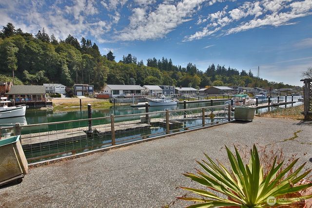 3705 Steelhead Drive, Greenbank, WA 98253